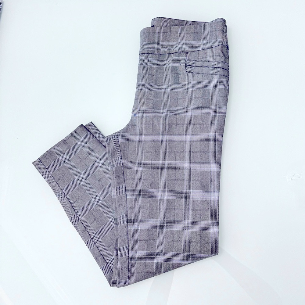 SOHO Women’s Pull On Pants | Size PL | Gray plaid